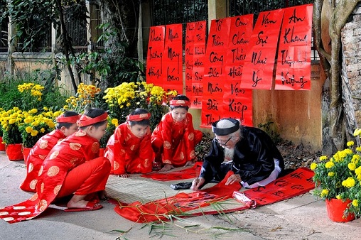 Tet tang qua gi de may man suot ca nam1