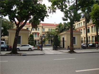 cua hang yen sao cao cap gan bo lao dong thuong bing va xa hoi so 12 pho ngo quyen