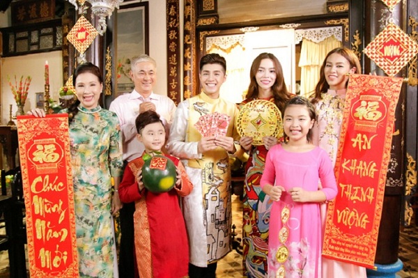 tet tang qua gi de may man sung tuc suot ca nam